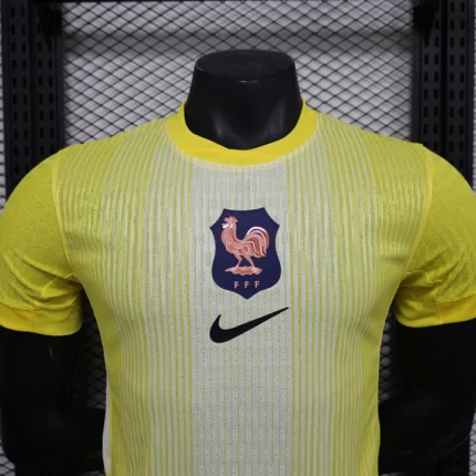 2025 Player Version France Goalkeeper Football Shirt 1:1 Thai Quality